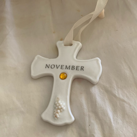 Ceramic cross with November on it and November stone of the month,hang it up - Picture 1 of 2